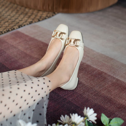 Chaussures Orthopédiques Gracieuses au Look Moderne