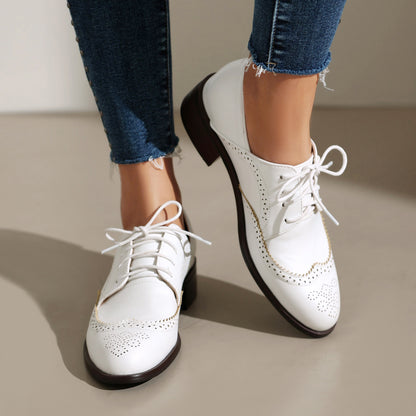 Chaussures Orthopédiques d'Inspiration Vintage