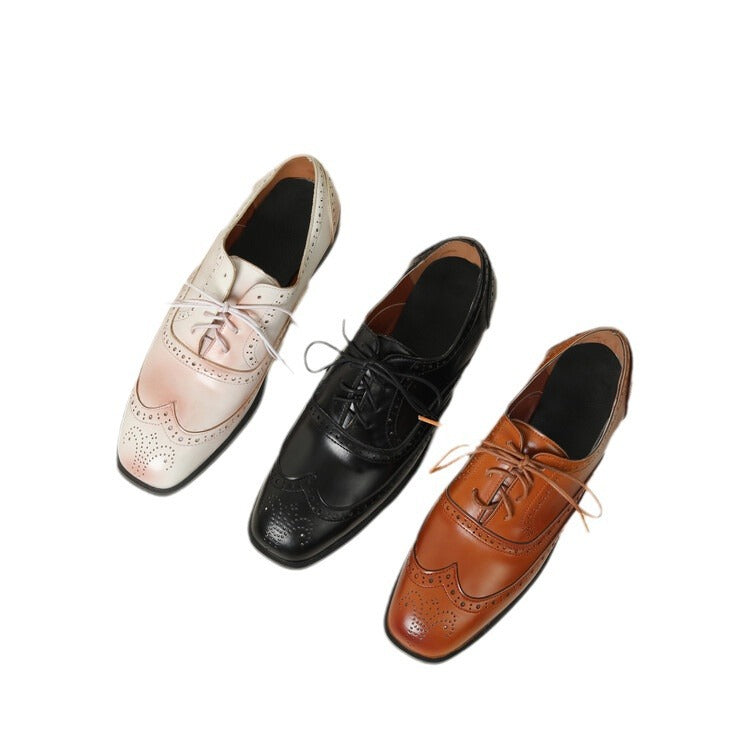 Chaussures Orthopédiques d'Inspiration Vintage
