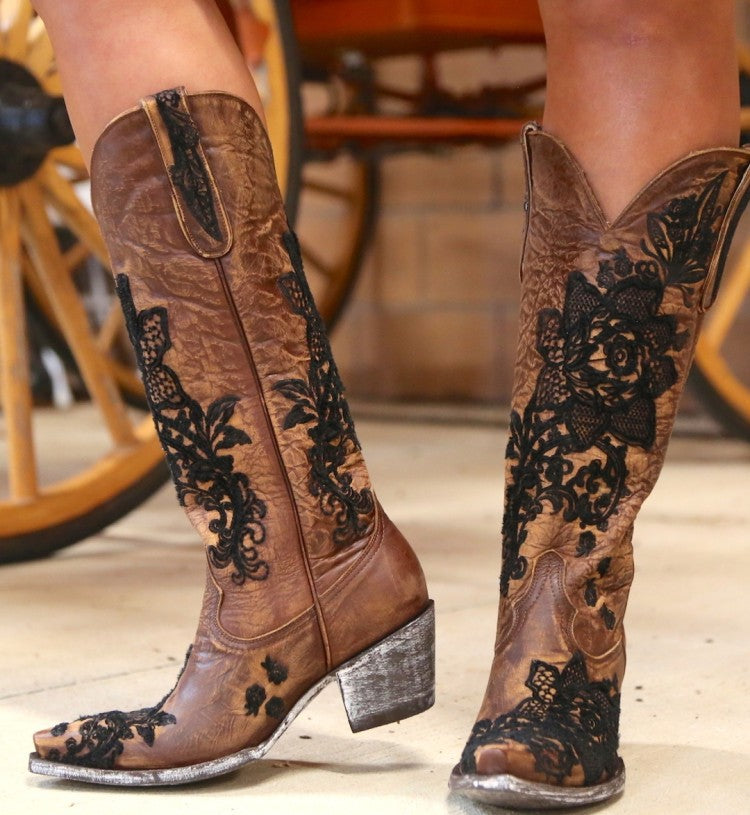 Bottes Orthopédiques Gracieuses au Look Moderne