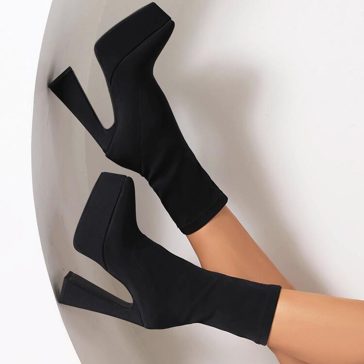 Bottes Orthopédiques Classiques au Style Intemporel