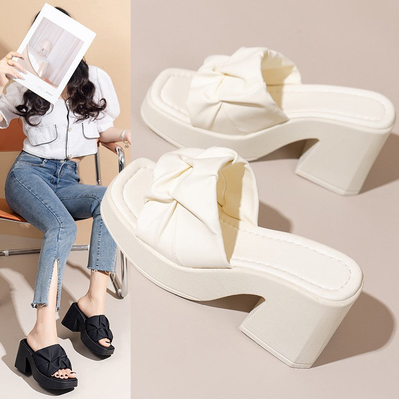 Sandales Orthopédiques Gracieuses au Look Moderne