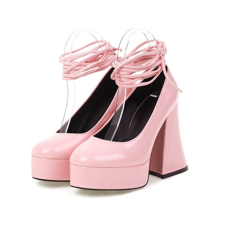 Chaussures Orthopédiques d'Inspiration Vintage