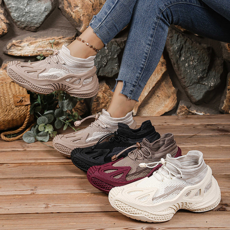 Chaussures Orthopédiques d'Inspiration Vintage