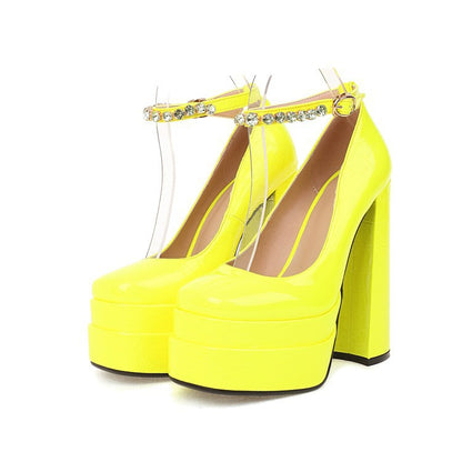 Chaussures Orthopédiques Gracieuses au Look Moderne