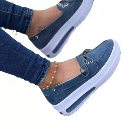 Chaussures Orthopédiques d'Inspiration Vintage