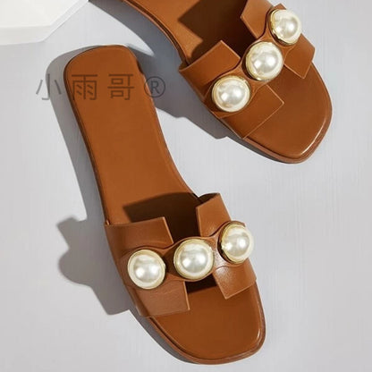 Chaussures Orthopédiques Gracieuses au Look Moderne