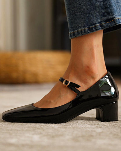Chaussures Orthopédiques Gracieuses au Look Moderne