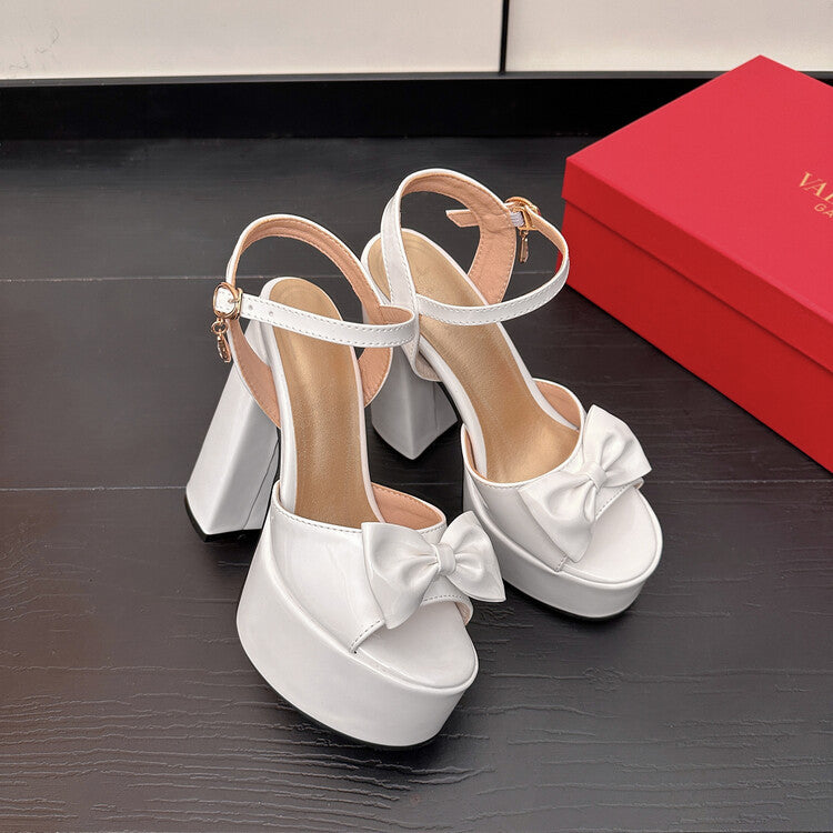 Sandales Orthopédiques Gracieuses au Look Moderne