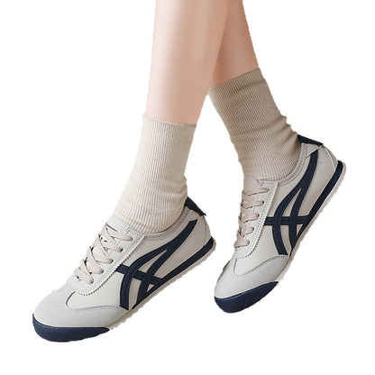 Baskets Orthopédiques Gracieuses au Look Moderne