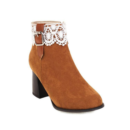 Bottes Orthopédiques Gracieuses au Look Moderne