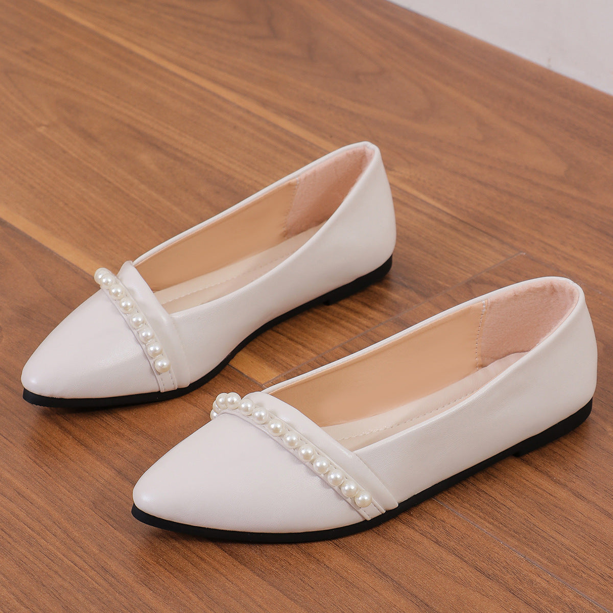 Chaussures Orthopédiques Gracieuses au Look Moderne