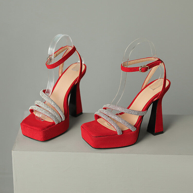 Sandales Orthopédiques Gracieuses au Look Moderne