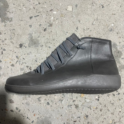Bottes Orthopédiques Gracieuses au Look Moderne