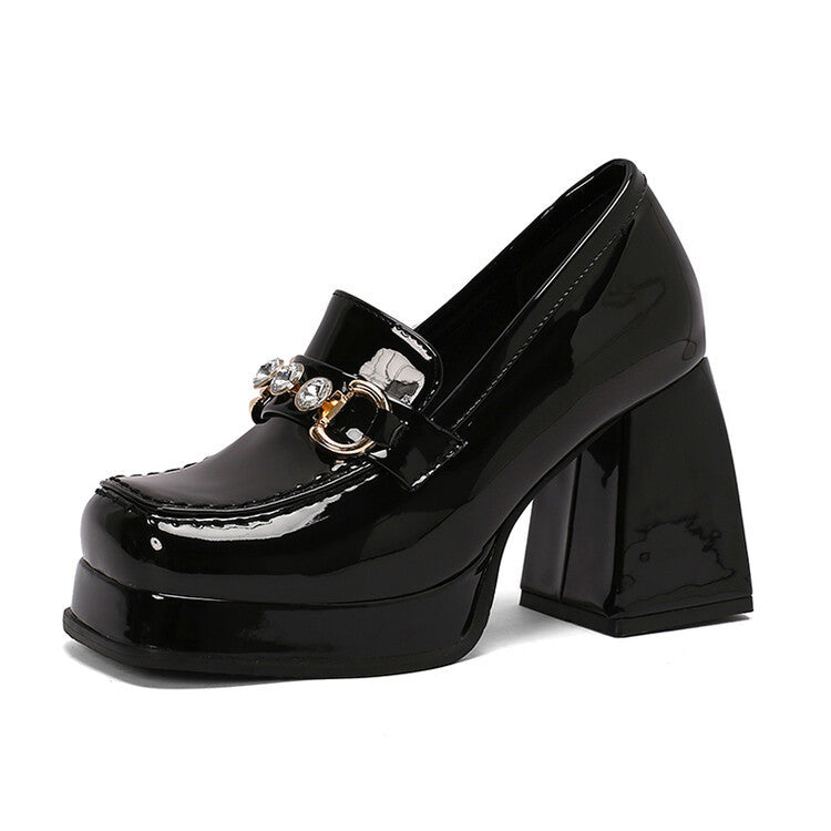 Chaussures Orthopédiques d'Inspiration Vintage