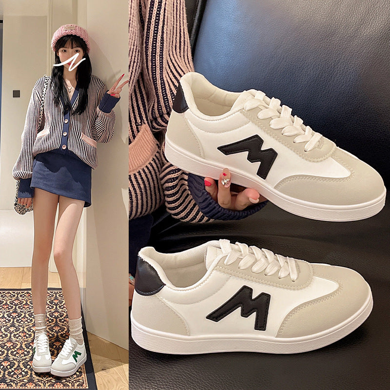 Chaussures Orthopédiques d'Inspiration Vintage