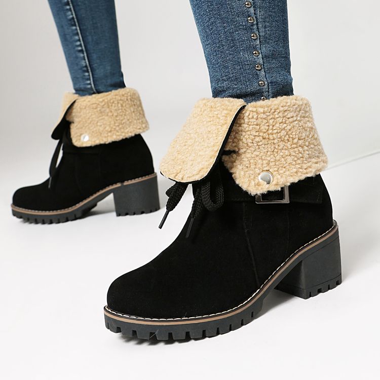 Bottes Orthopédiques Classiques au Style Intemporel