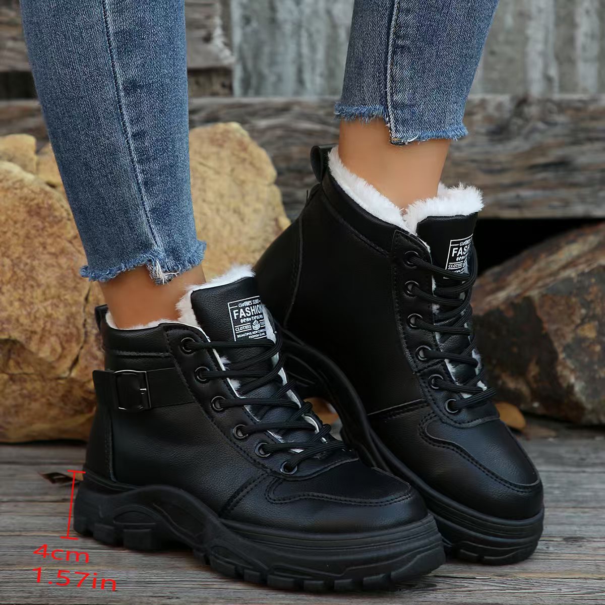 Bottes Orthopédiques Classiques au Style Intemporel