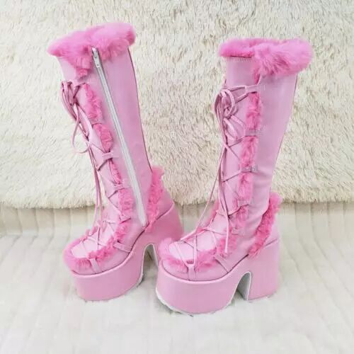 Bottes orthopédiques chic au design unique