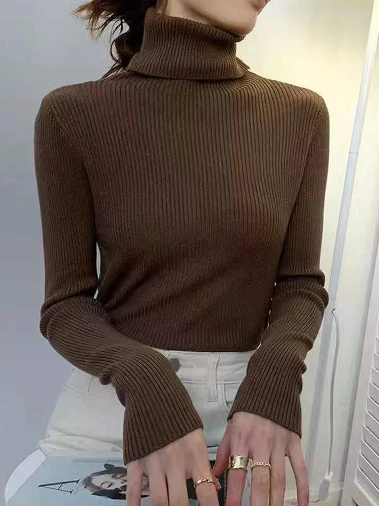 Pull au design réfléchi