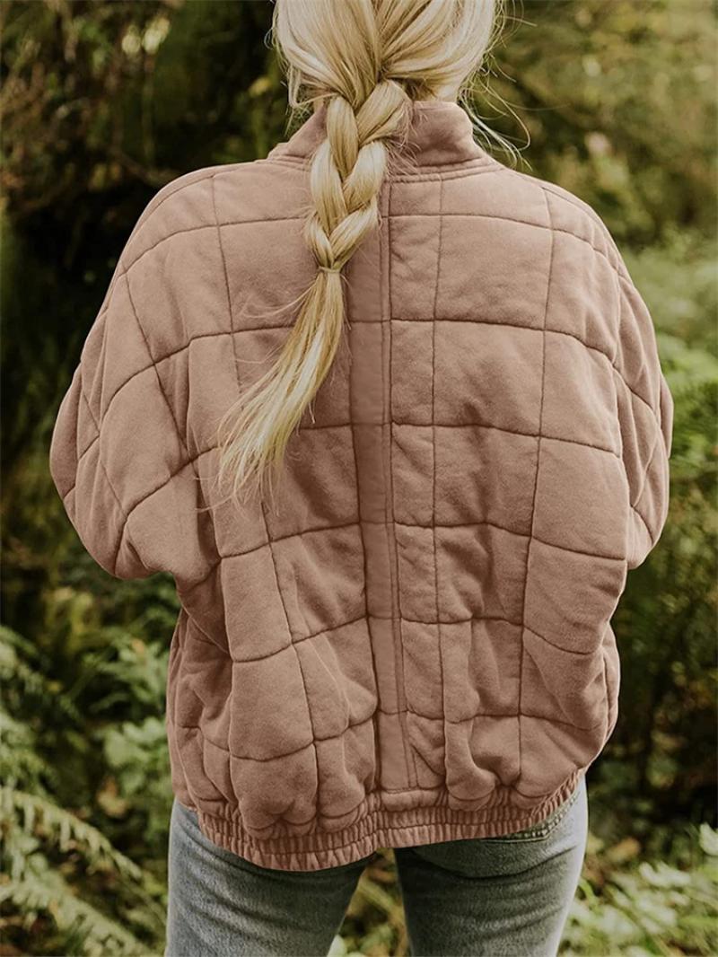 Veste au design réfléchi