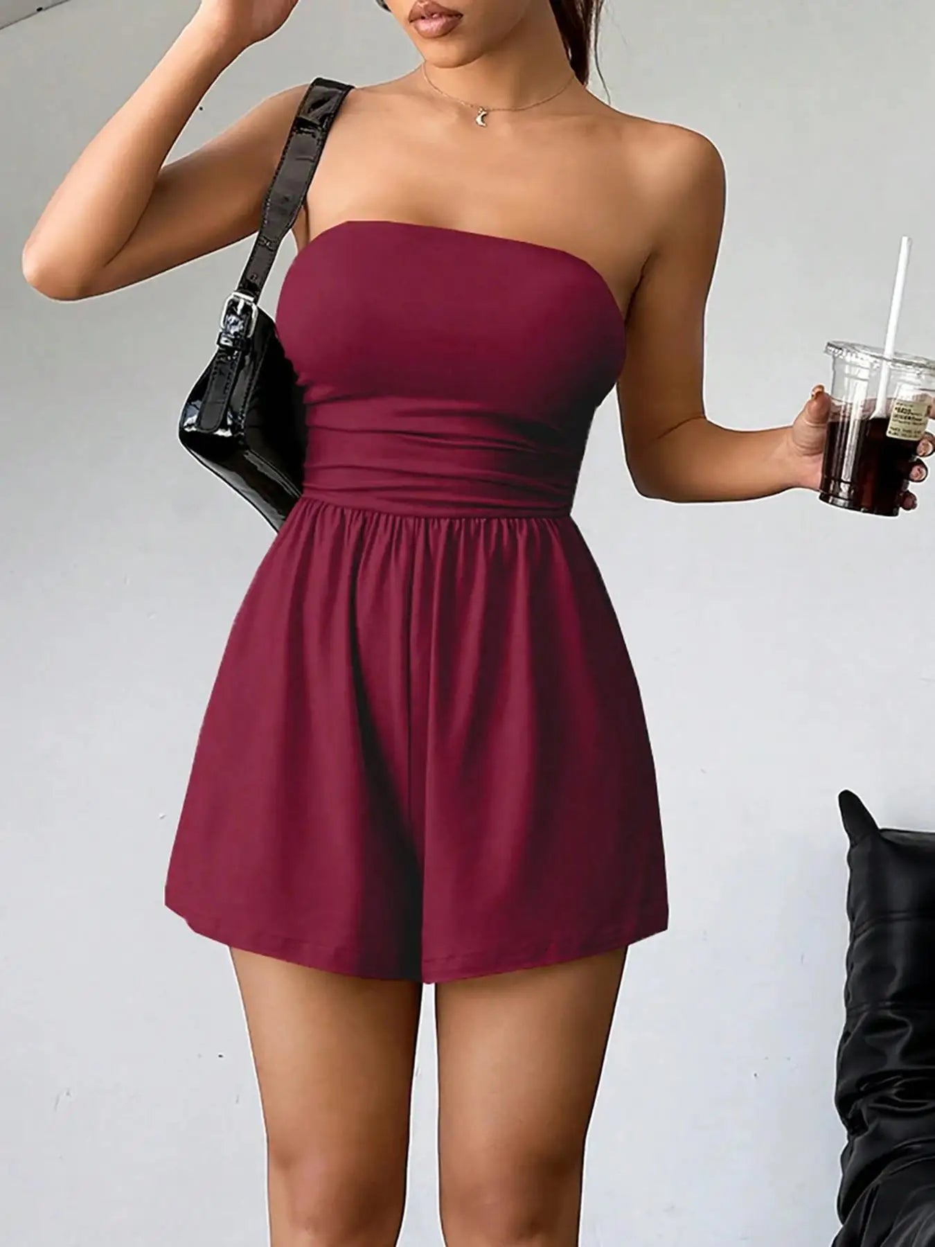 Audacieux et beau Costume