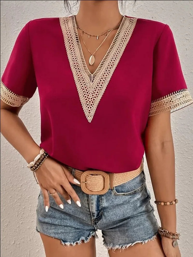 Moderne et minimaliste Chemise