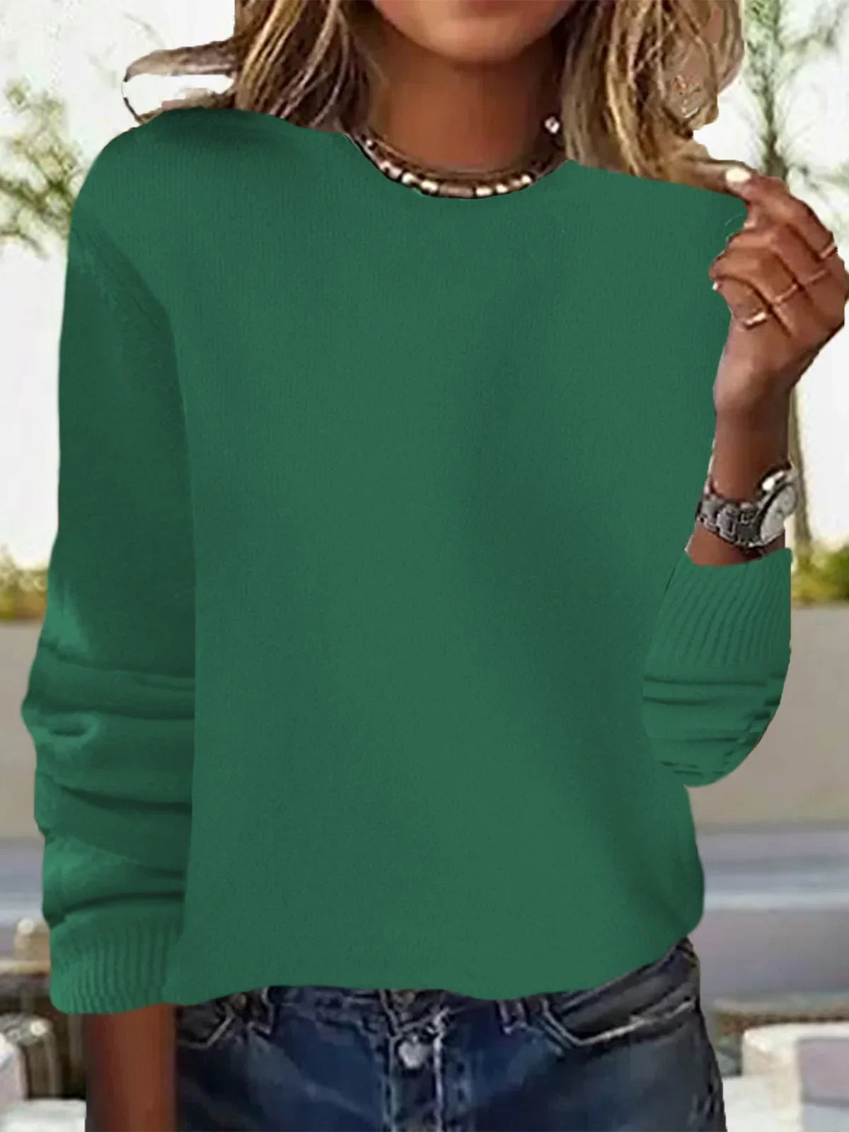 Pull épuré et contemporain