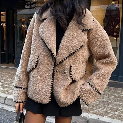 Veste magnifiquement confectionné