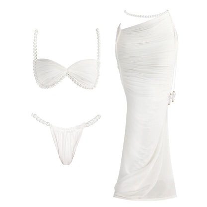 Casually Bikini With a Refined Edge