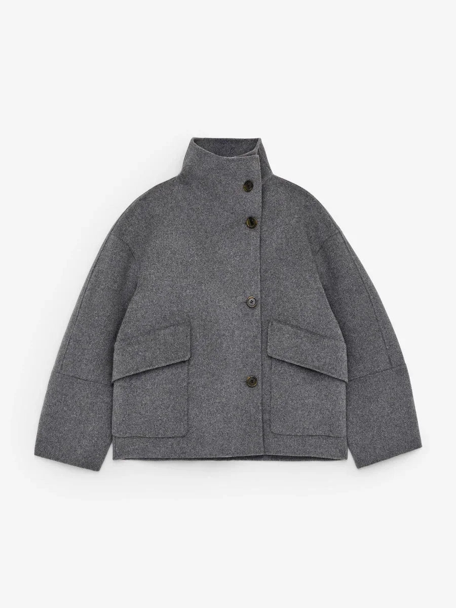 Veste moderne et minimaliste