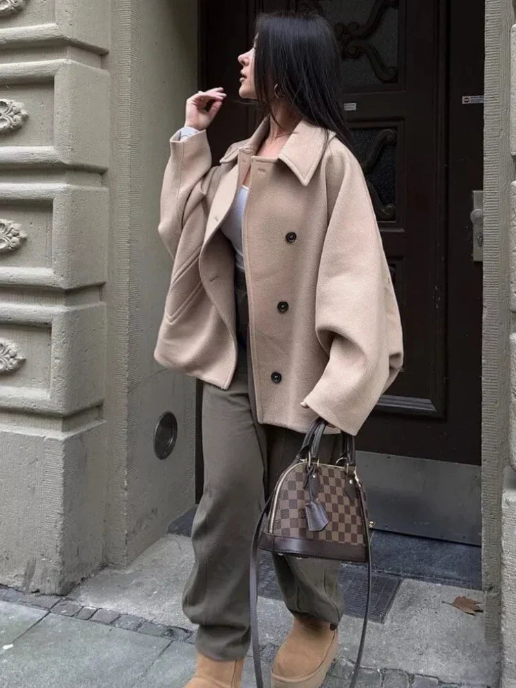 Veste au design réfléchi