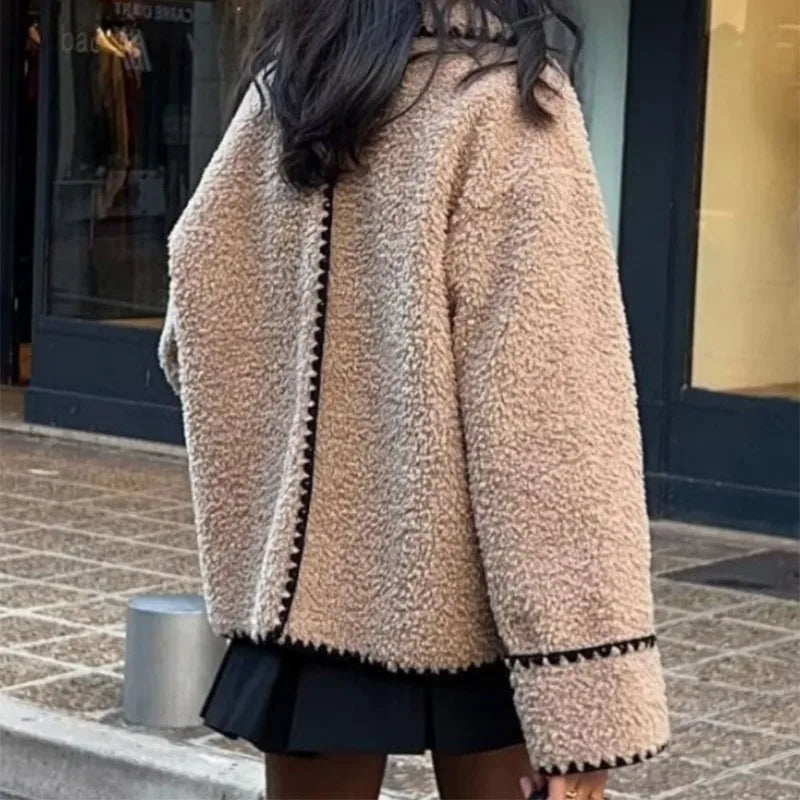 Veste magnifiquement confectionné