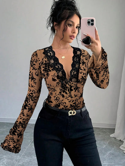 Discret et élégant Chemise