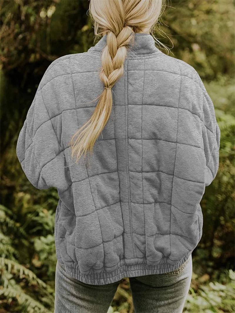 Veste au design réfléchi