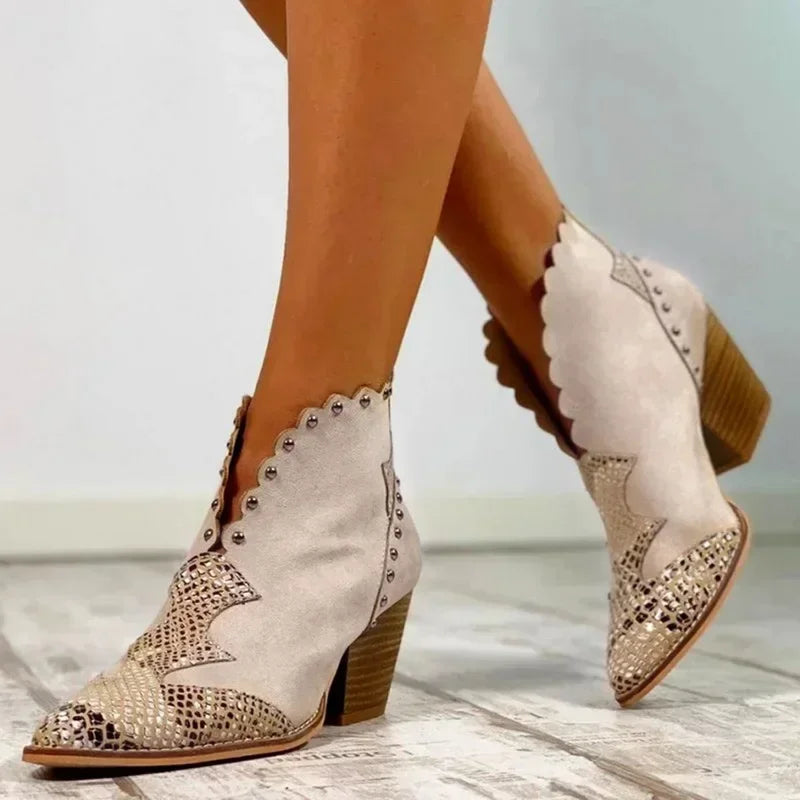 Bottes orthopédiques décontractées et soutenantes