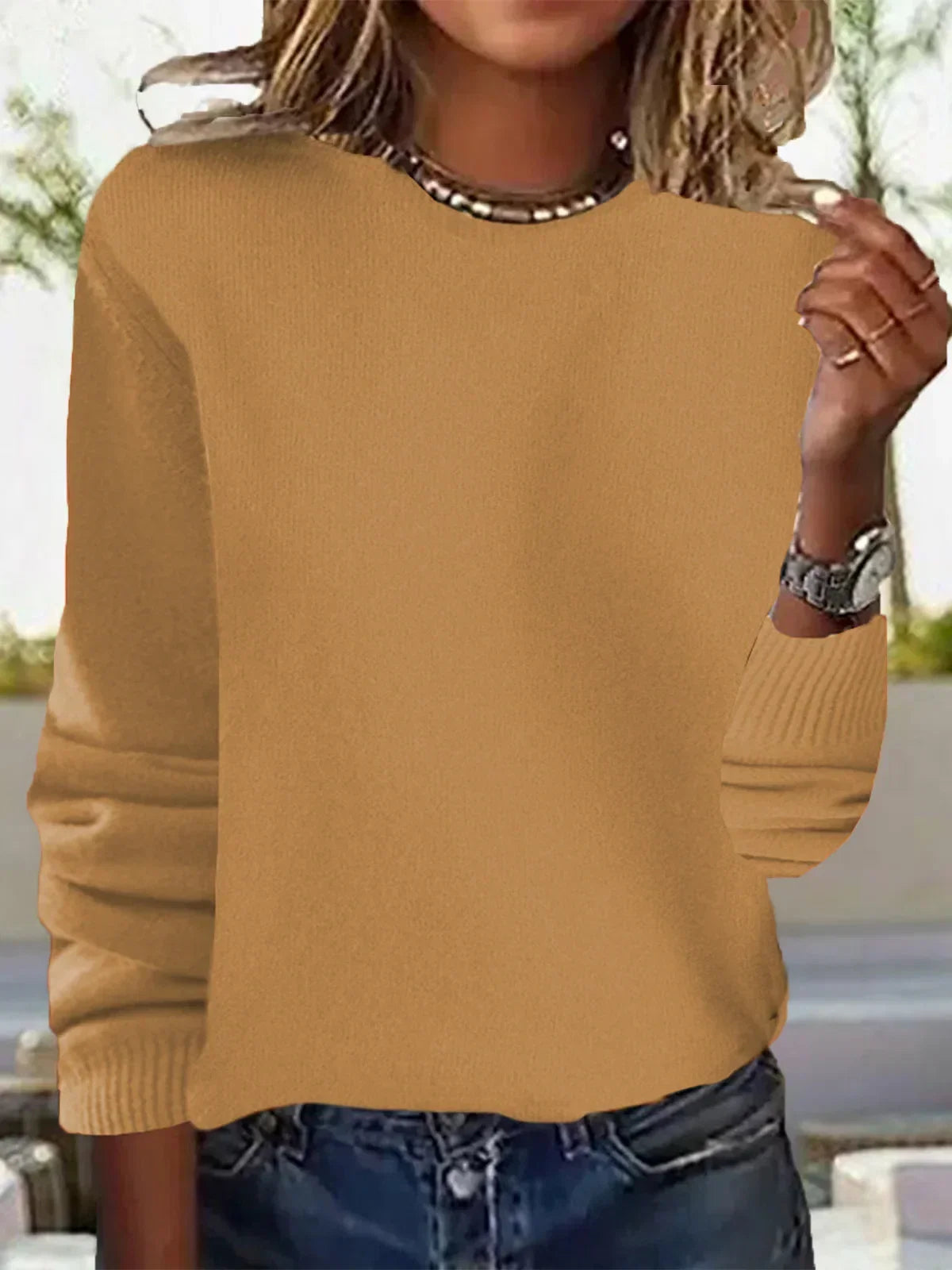 Pull épuré et contemporain
