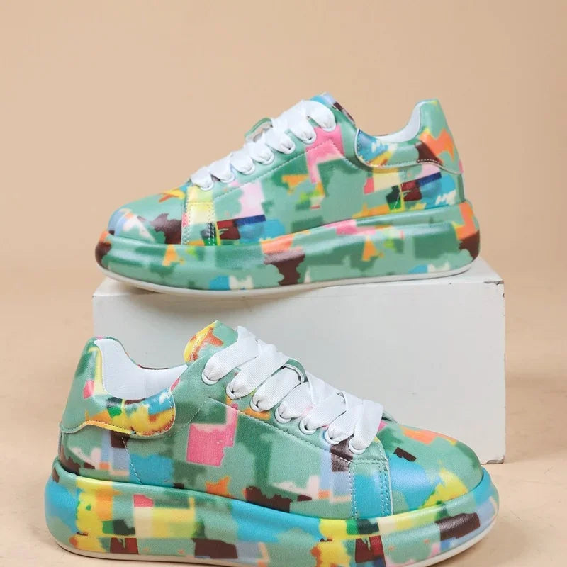 SL | Chaussures de sport vivantes de style graffiti
