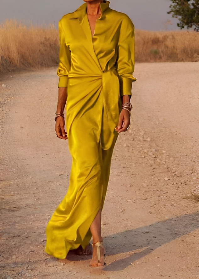 SL | Maxi-robe à manches longues avec revers et coupe étroite