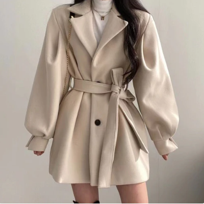 EP | Veste élégante pour femme avec ceinture