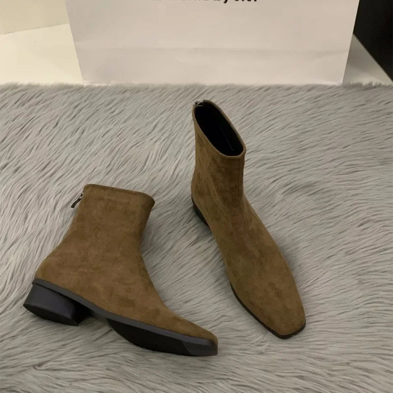 Bottes orthopédiques décontractées et soutenantes