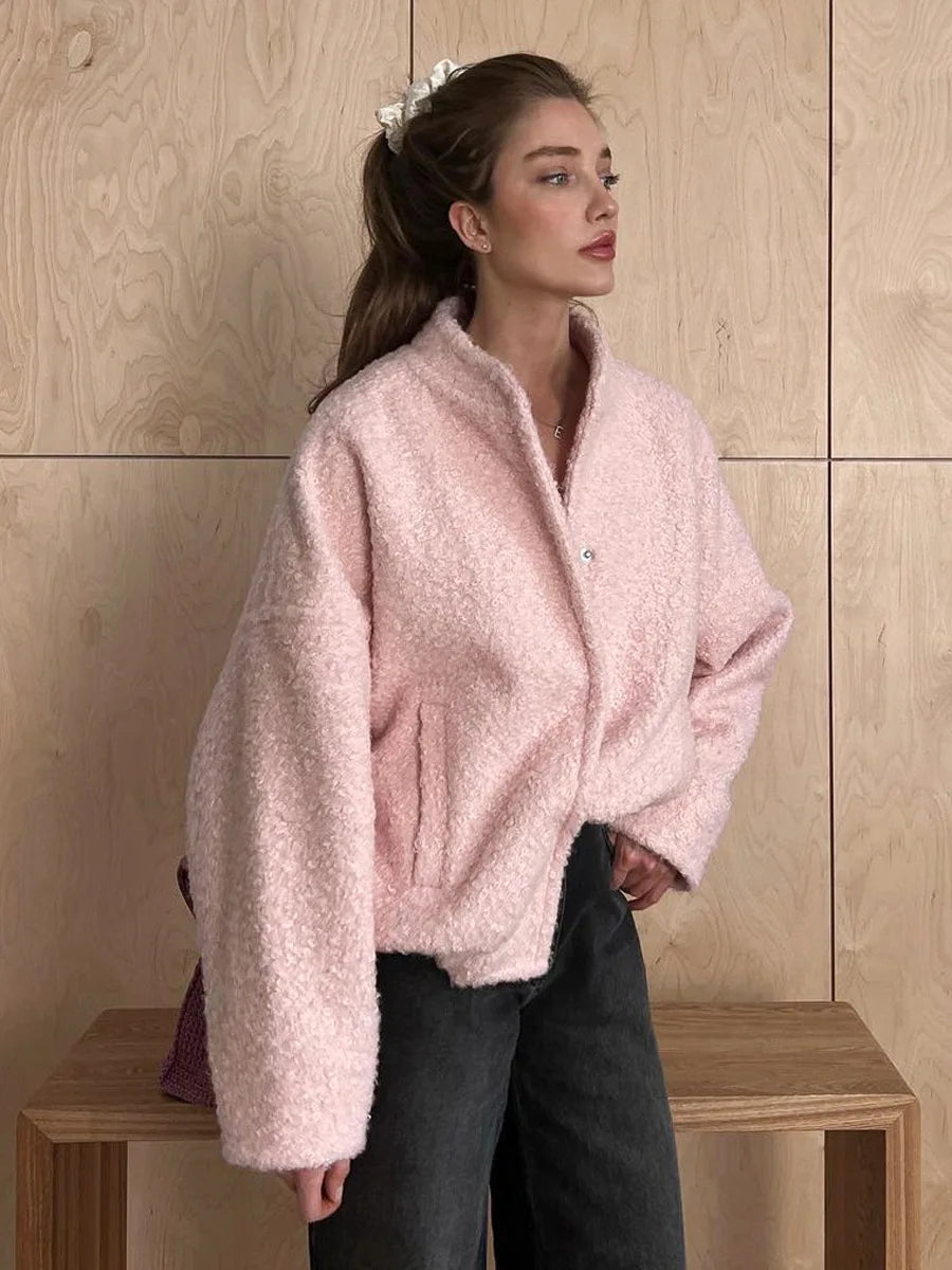 Veste au design réfléchi