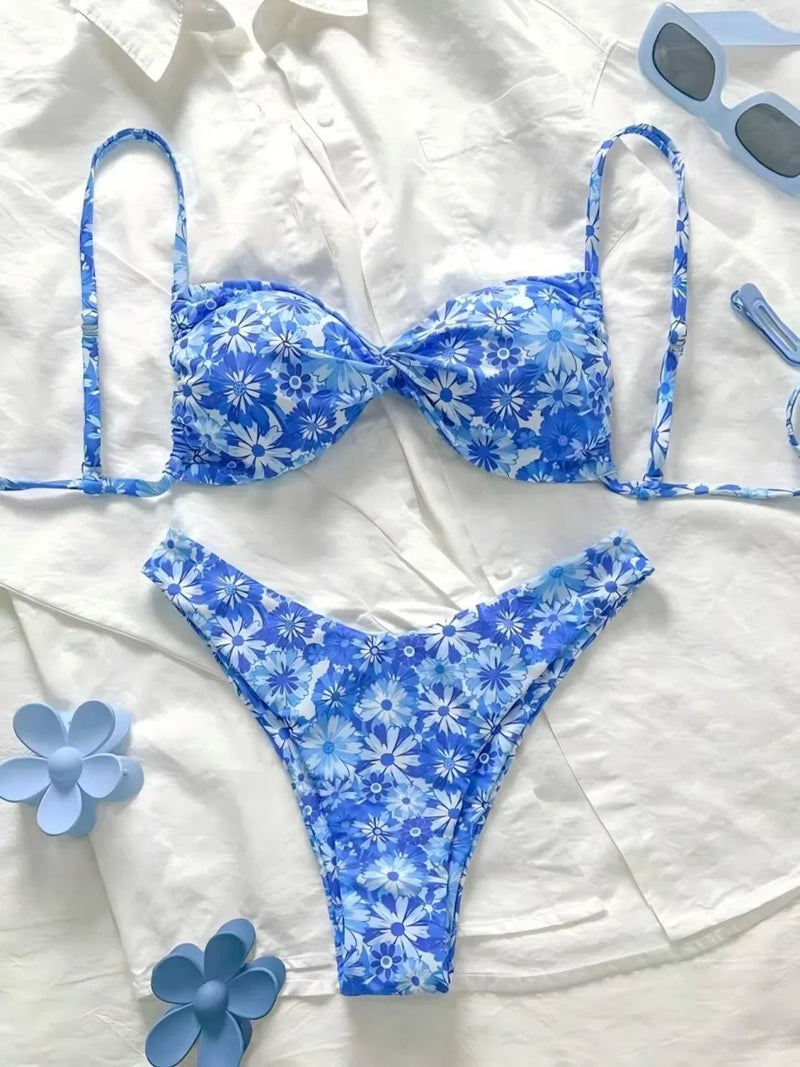 Effortlessly Bikini With a Timeless Design