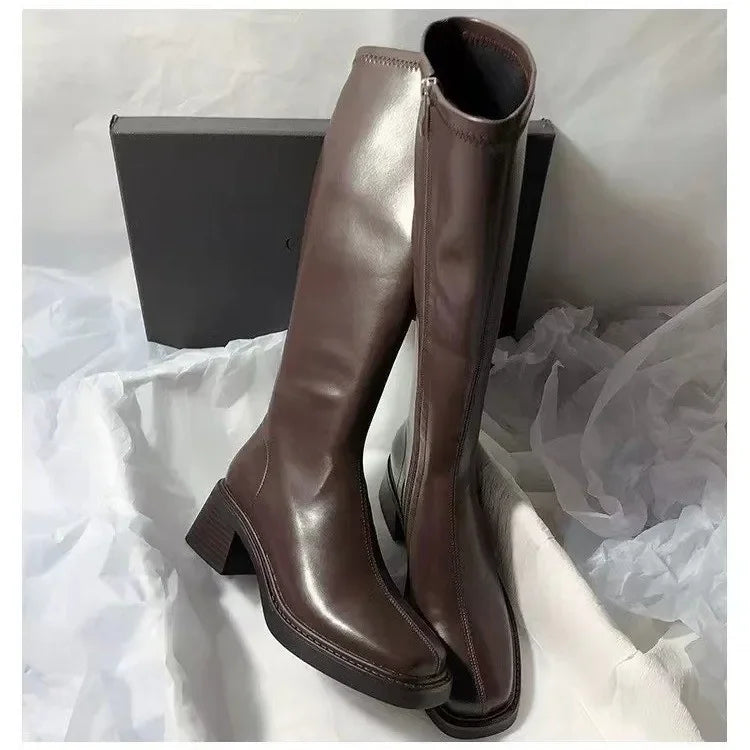 Bottes orthopédiques soutenantes et tendance