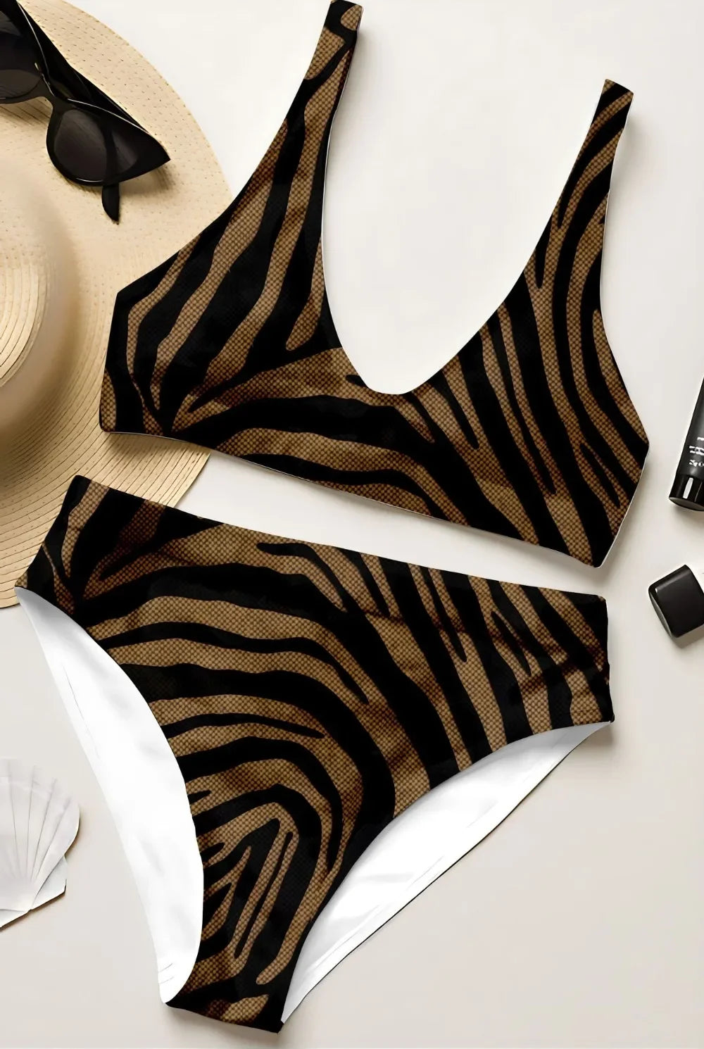 Poli et ludique Bikini