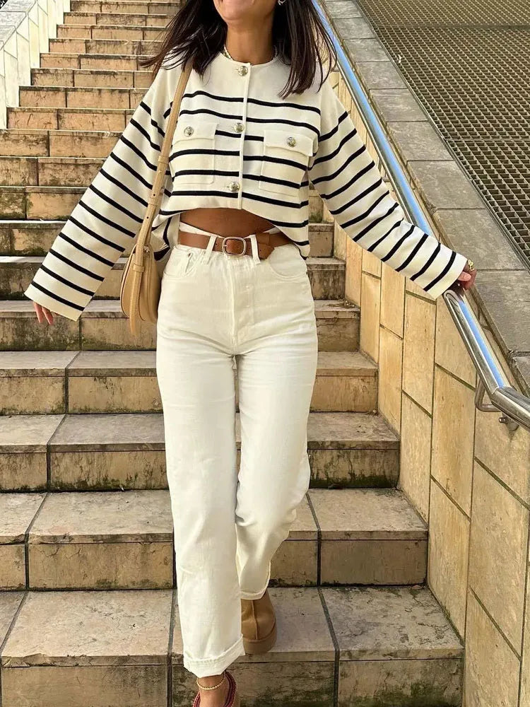 Pull au design réfléchi