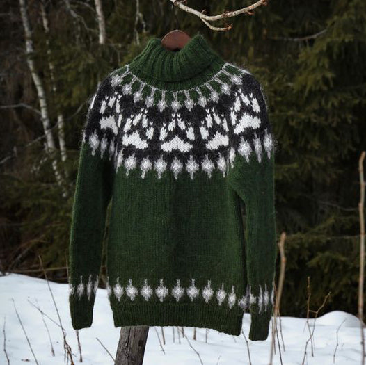 Pull au design réfléchi