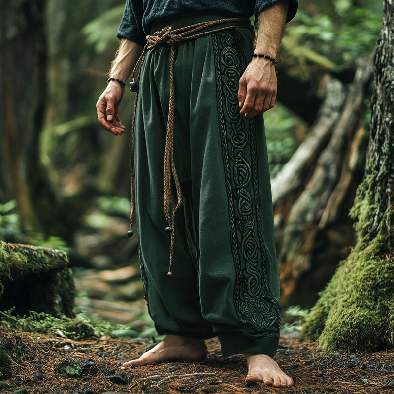 Pantalon au design réfléchi