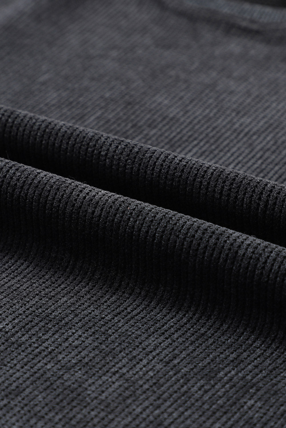 Pull au design réfléchi