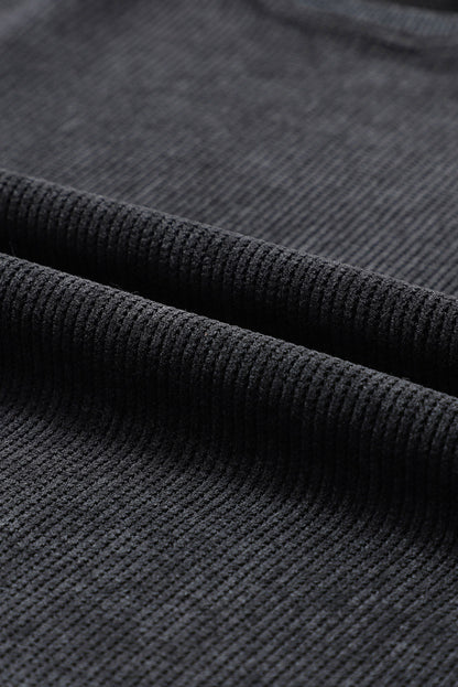 Pull au design réfléchi